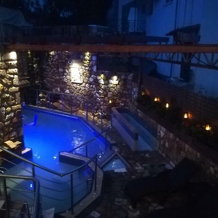 9 Queens Spa Hotel Loutra Edipsou  Extérieur photo