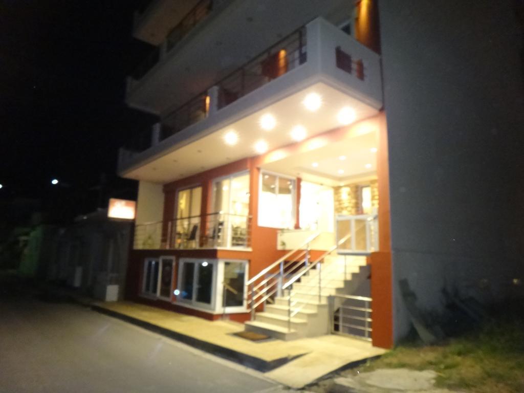 9 Queens Spa Hotel Loutra Edipsou  Extérieur photo