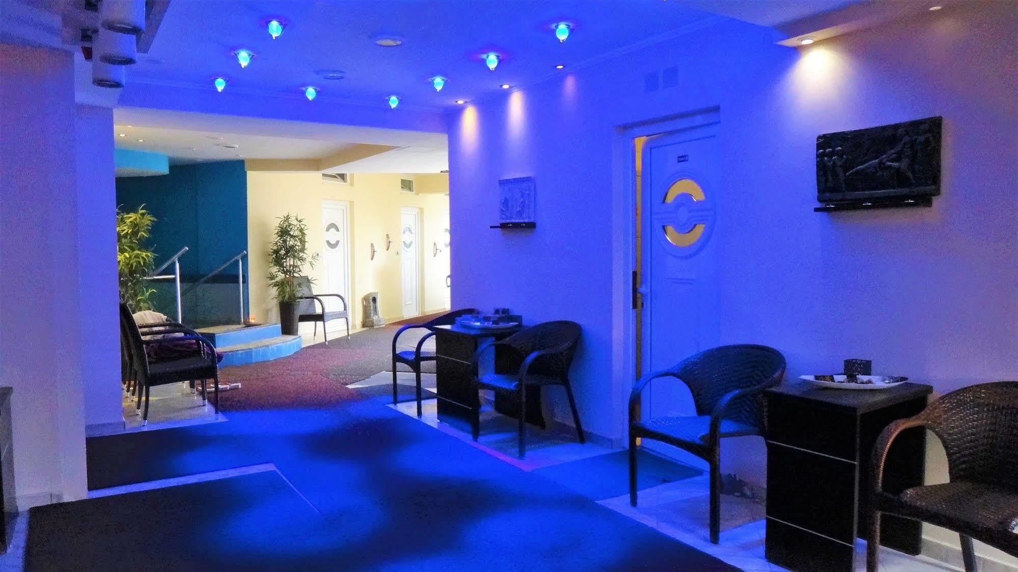 9 Queens Spa Hotel Loutra Edipsou  Extérieur photo