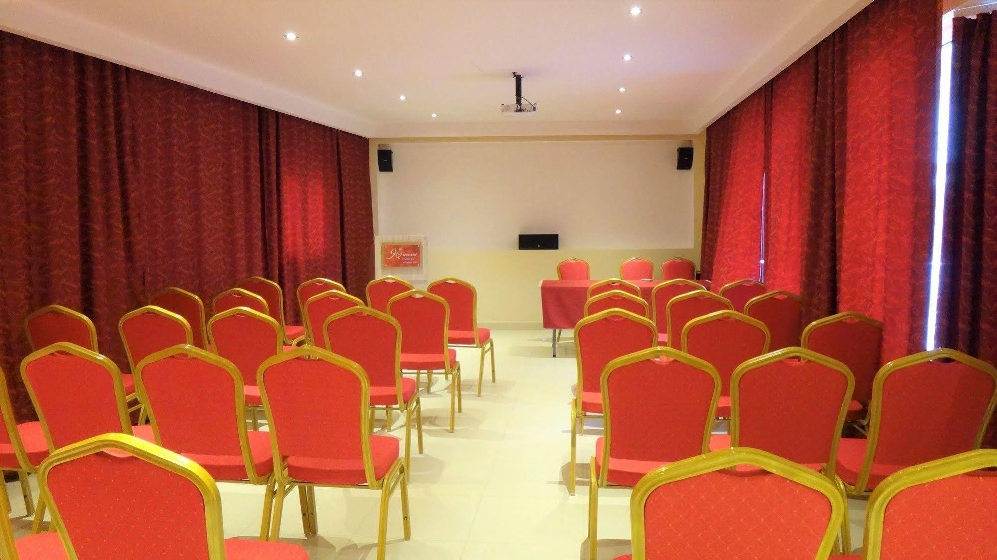 9 Queens Spa Hotel Loutra Edipsou  Extérieur photo