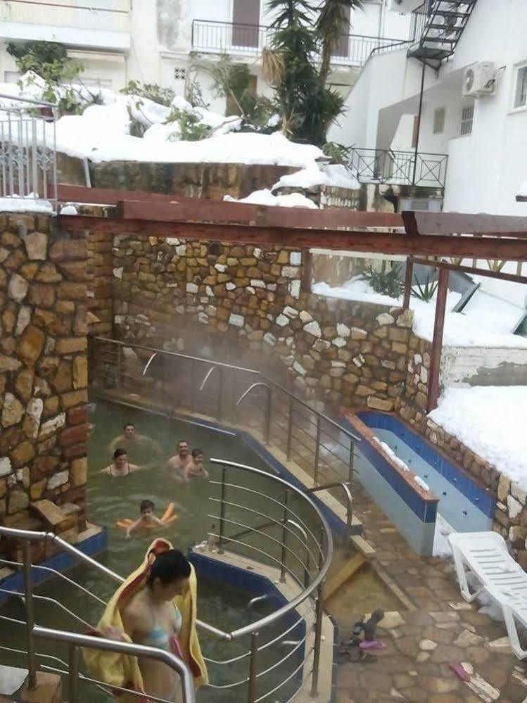 9 Queens Spa Hotel Loutra Edipsou  Extérieur photo