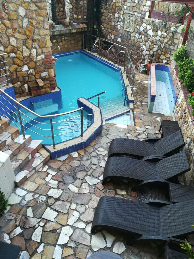 9 Queens Spa Hotel Loutra Edipsou  Extérieur photo